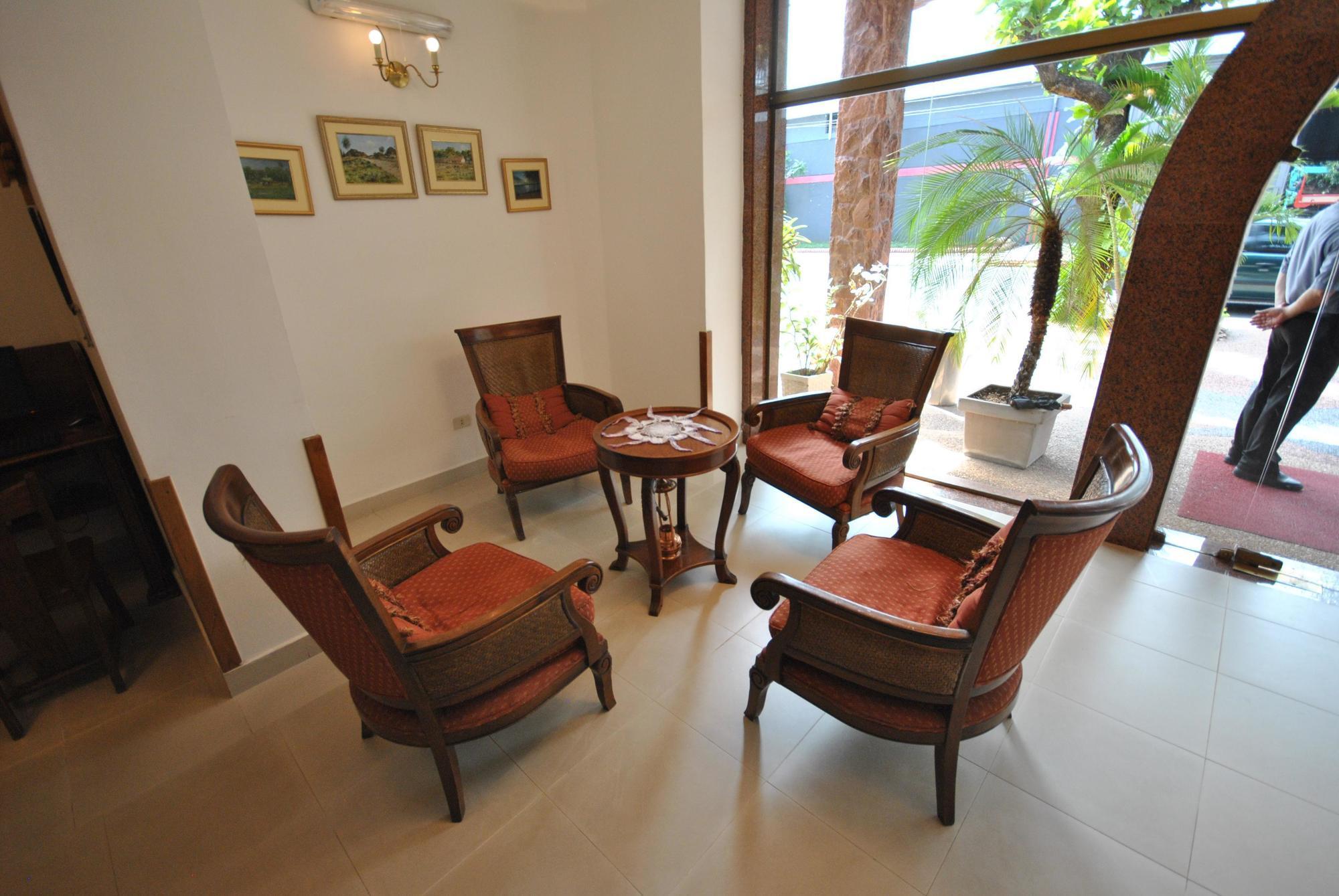 Hotel Portal Del Sol Асунсион Екстериор снимка