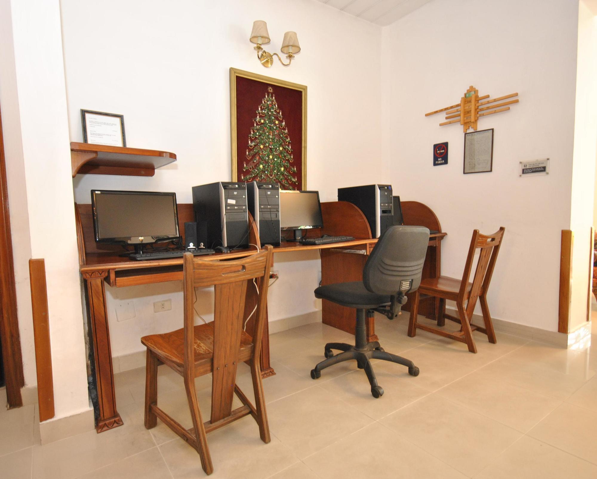 Hotel Portal Del Sol Асунсион Екстериор снимка