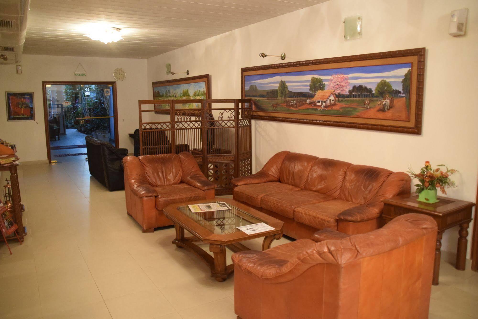 Hotel Portal Del Sol Асунсион Екстериор снимка